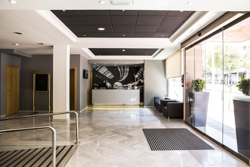 Avenida Hotel Almeria Ngoại thất bức ảnh